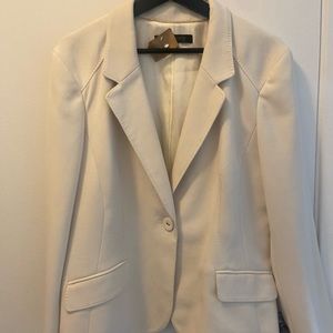 Anne Klein cream 1 button blazer